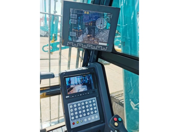 Instalatie de Foraj SUNWARD SWDM160H-2 cu sistem de ridicare pe troliu  (Winch Crowd System) de vanzare